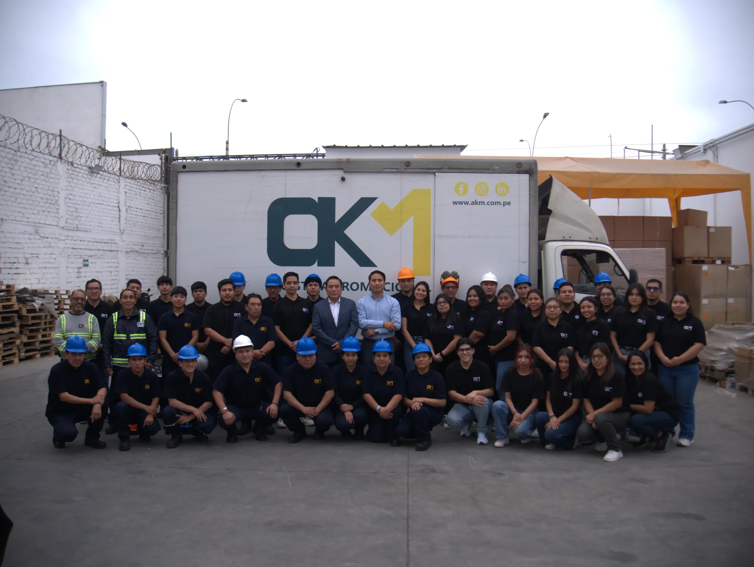 colaboradores akm